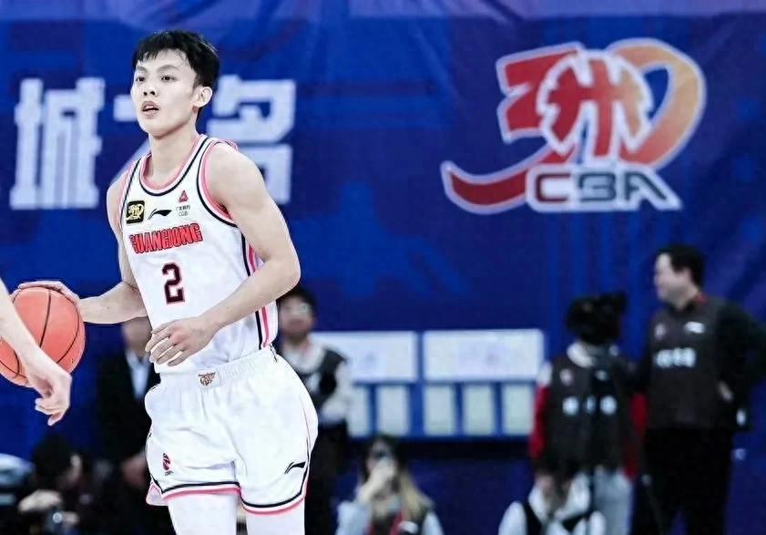 华体会登入-篮球比赛燃爆全场，比分惊心动魄的简单介绍